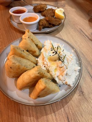 Spreadable cheese (massive amount of cheese)   at Oh My Vegan in Madrid