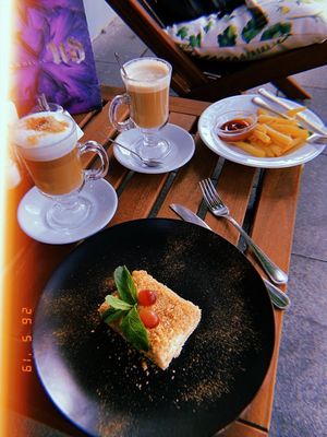 Cake, coffee and fries 🌱 at Avocado Cafe - Chistoprudny in Moscow