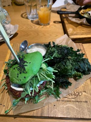 Avocado burger  at Avocado Cafe - Chistoprudny in Moscow