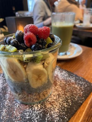 Chia bowl and matcha latte with oat milk 😍  at Café - Lounge - Bar Mocca in Bad Oldesloe