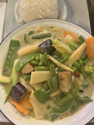 Green curry with vegetable   at Spice and Dice in Towson