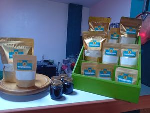 🖤💜❤️ at Ceres in La Calera