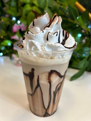  at Grimms Eismärchen Eiswagen in Leipzig