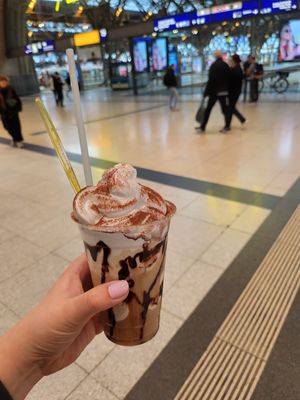  at Grimms Eismärchen Eiswagen in Leipzig