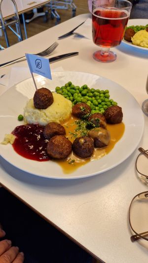 Vegan köttbullar at IKEA - Berlin-Lichtenber in Berlin