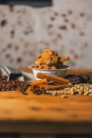 Espresso & cinnamon ice cream at lentulus in Mallorca