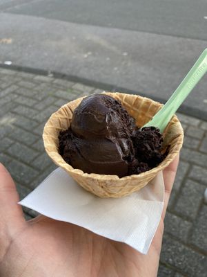 Dark chocolate ice cream in edible vegan cup  at Kuhbar  in Schwelm