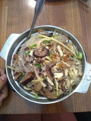 Mung bean noodles at Blossom Vegan Restaurant in Pleasanton