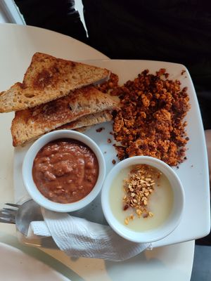  at Artesano in Guatemala City