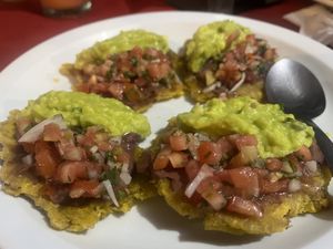 Patacones veganos   at Sabores Del Tropico in Guapiles