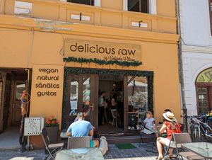 Delicious raw at Delicious Raw by Gabriela Oltean in Brasov
