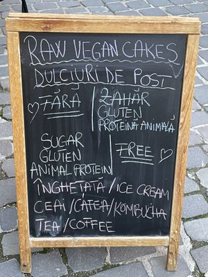 Delicious Raw, Brașov  at Delicious Raw by Gabriela Oltean in Brasov