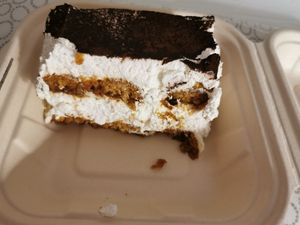 Tiramisu to go at Delicious Raw by Gabriela Oltean in Brasov