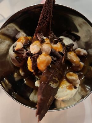   at Daimant Saint-Honoré in Paris