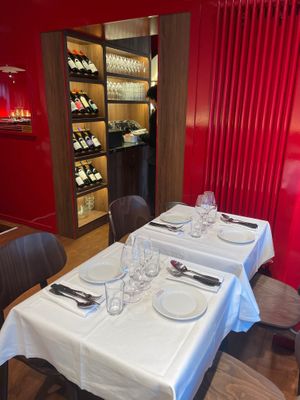  at Daimant Saint-Honoré in Paris