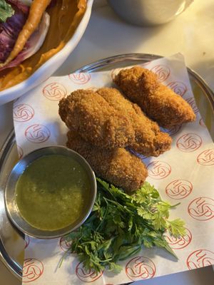 Les Croquettes Cochonnes  at Daimant Saint-Honoré in Paris