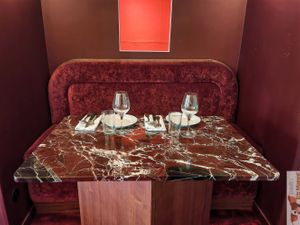 Table at Daimant Saint-Honoré in Paris