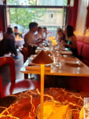 Deco at Daimant Saint-Honoré in Paris