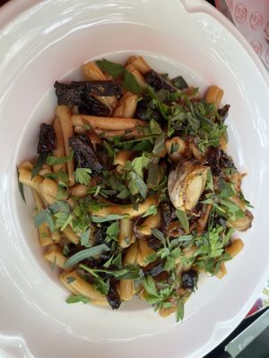 Noodle bowl  at Daimant Saint-Honoré in Paris