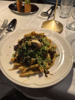   at Daimant Saint-Honoré in Paris