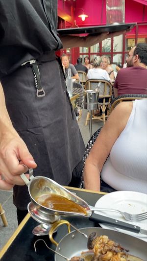  at Daimant Saint-Honoré in Paris