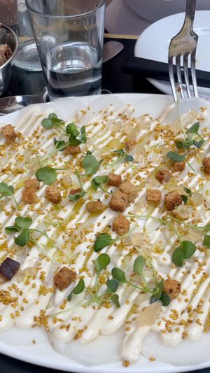  at Daimant Saint-Honoré in Paris