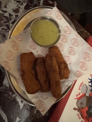   at Daimant Saint-Honoré in Paris