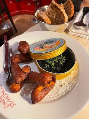 Caviar de algas at Daimant Saint-Honoré in Paris
