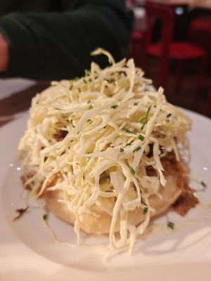 PASTRAMI FLATBREAD

SOFT HOUSE-MADE BREAD, CABBAGE WITH PASTRAMI SPICES, HONEY-MUSTARD COLESLAW. at Daimant Saint-Honoré in Paris