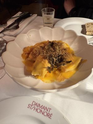   at Daimant Saint-Honoré in Paris