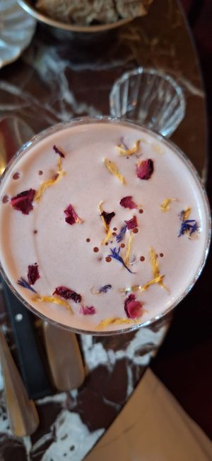 Coketail Saint Honoré  at Daimant Saint-Honoré in Paris