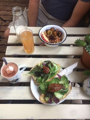 breakfast  at tanteleuk in Dresden