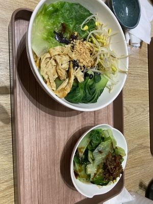   at Apekhā Vegetarian - Yizhong - 阿潘家幸福蔬食 中店 in Taichung