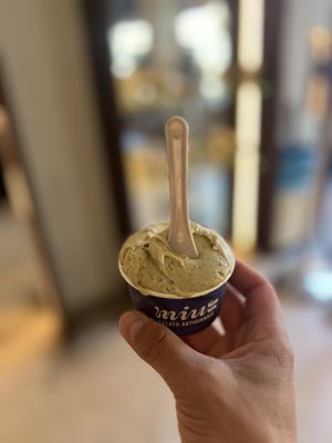 Pistachio (small cup)  at Miuz  in Amsterdam