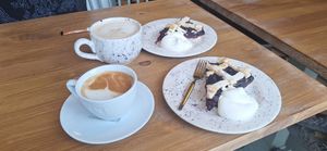  at KUNST Cafe & Pottery Painting in Malmo