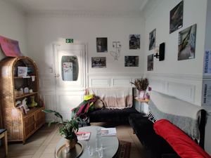 Inside cozy at Montvenus in Montreuil