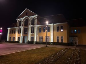 Frontseite des Gebäudes. Eingang links um die Ecke. at Zur Schlemmerei in Bad Langensalza