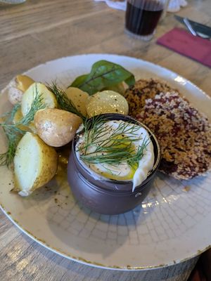 Cutlets with cucumber salad at Larmo in Katowice