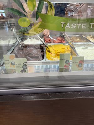 Vegan options  at LIN - Venchi in Segrate