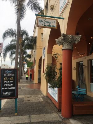 store front at Kippy's Ice Cream Shop in Venice