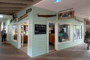 Front of the shop  at Mountain Munchies in Jindabyne