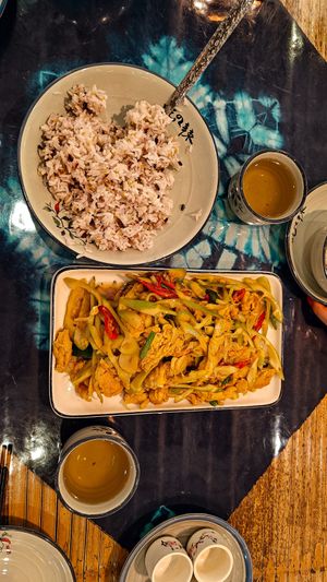 Fried eggs with vegetables and steamed rice (there's also tofu or fried potatoes instead of egg!) at Home Cooking Place - 闲来私房菜 in Yangshuo