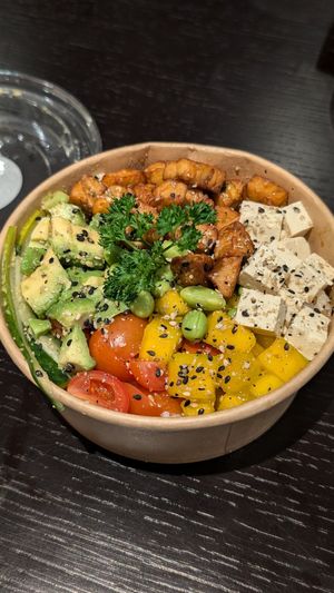 Buda Bowl at Holy in A Dos Cunhados