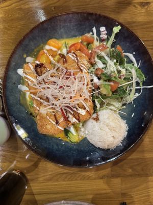Mango curry (with tofu).  at Pho Reis in Berlin
