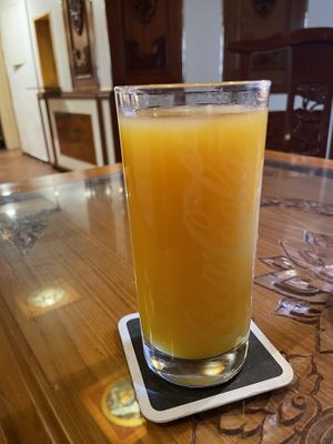Mango juice - Kaisergarten, Bad Schandau  at Kaisergarten in Bad Schandau