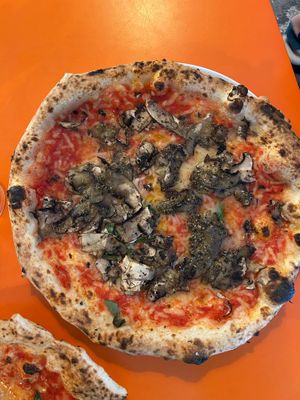 Vegan Portobello Pizza at Rudy's Pizza Napoletana - York in York