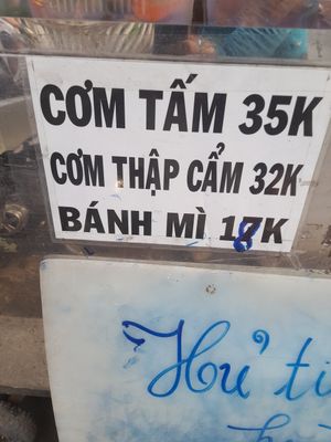 Notice at Diệu Ý in Ho Chi Minh City