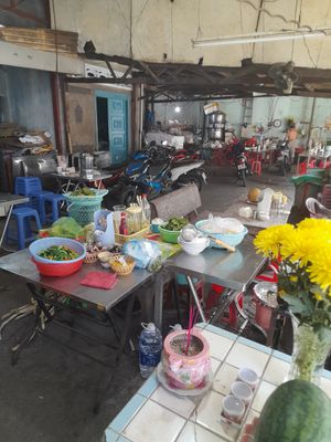 Good luck finding a seat in this junk at Diệu Ý in Ho Chi Minh City