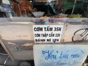 Notice at Diệu Ý in Ho Chi Minh City