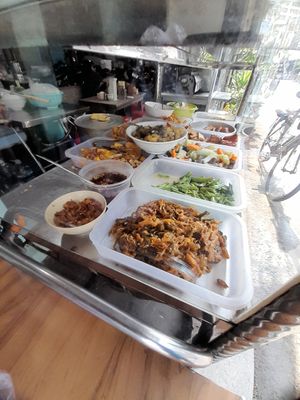 Com chay selection at Diệu Ý in Ho Chi Minh City